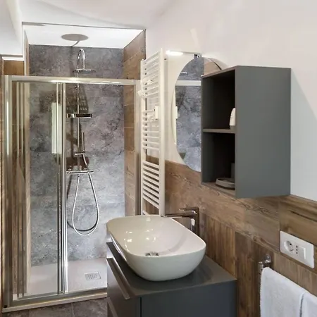 Hellochalet - Chez Leon *