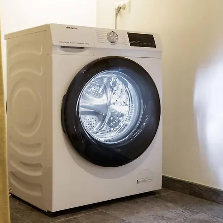 Hellochalet - Chez Leon 瓦托内切